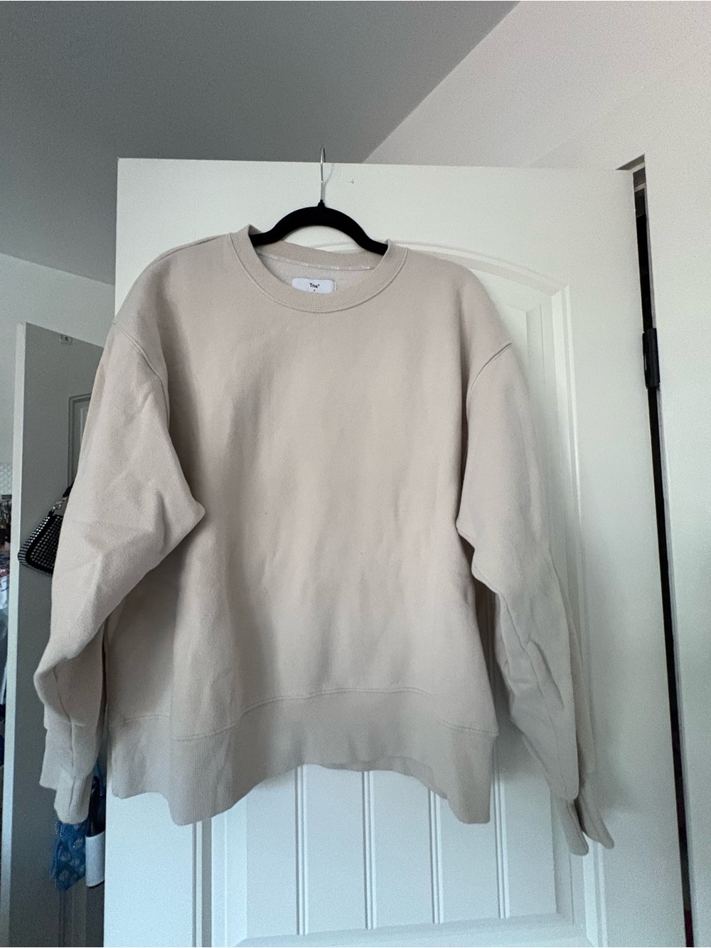 Womens ' Crewneck Sweatshirt - Beige